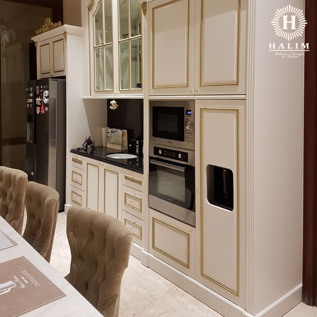 Design Interior Mewah Kitchen Set by Halim Interior & Design