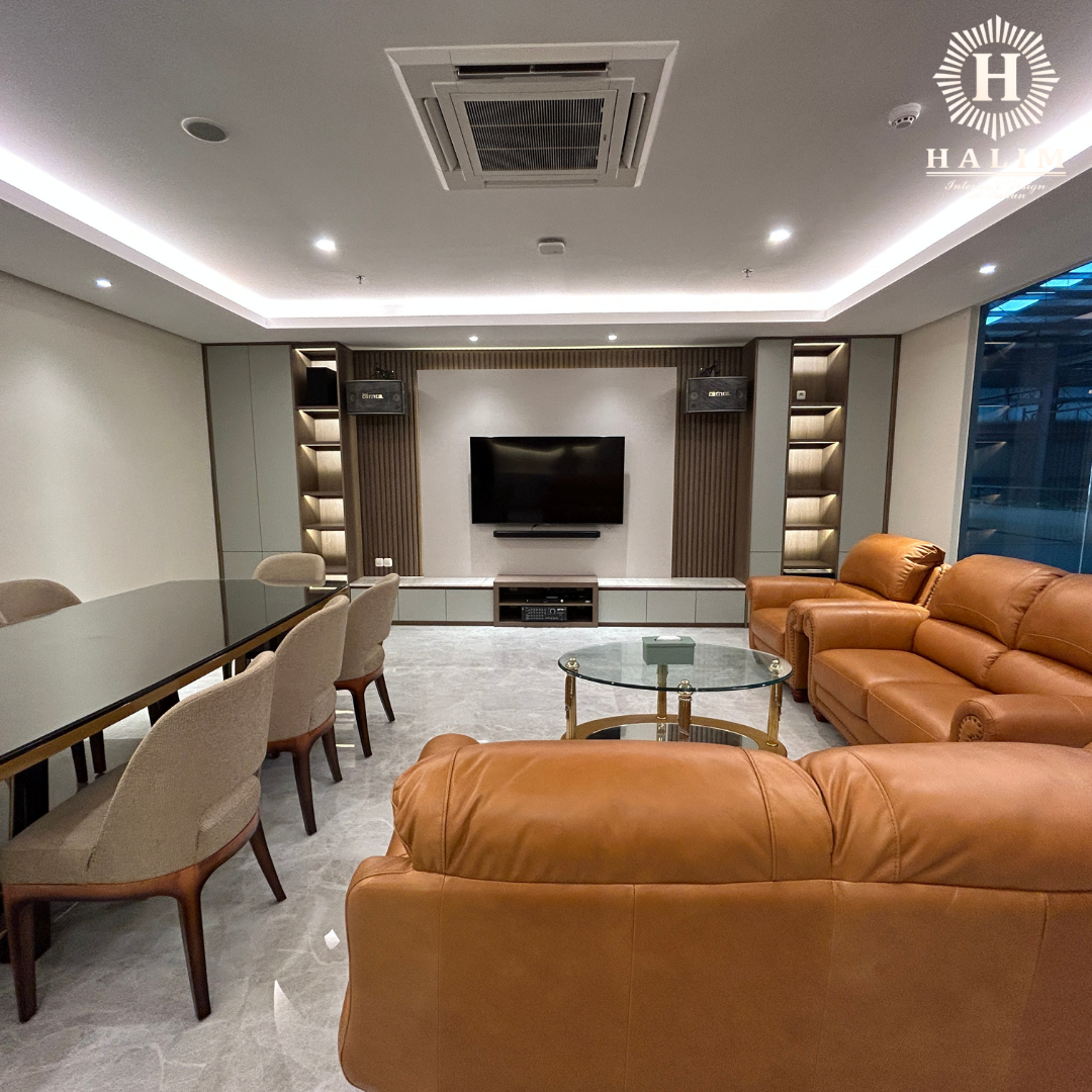 Design Interior Mewah Ruang Perkantoran by Halim Interior & Design